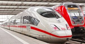 ICE und Regiozug der deutschen Bahn